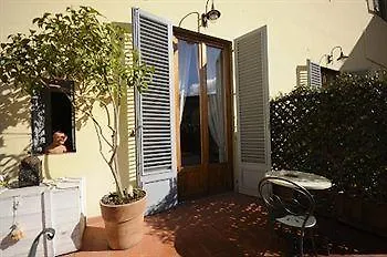 *** فندق مبيت وإفطار فلورنس L'Antica Porta Boutique B&B إيطاليا